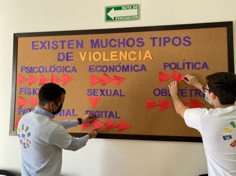 realizamos-el-mural-tipos-de-violencia-contra-las-mujeres-el-da-1-de-marzo-de-2022-