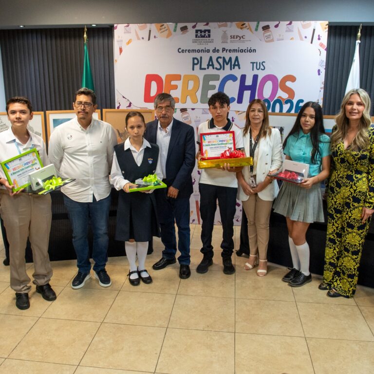 CEDH Sinaloa premia a las y los ganadores de la quinta edición del concurso “Plasma tus Derechos” 2026